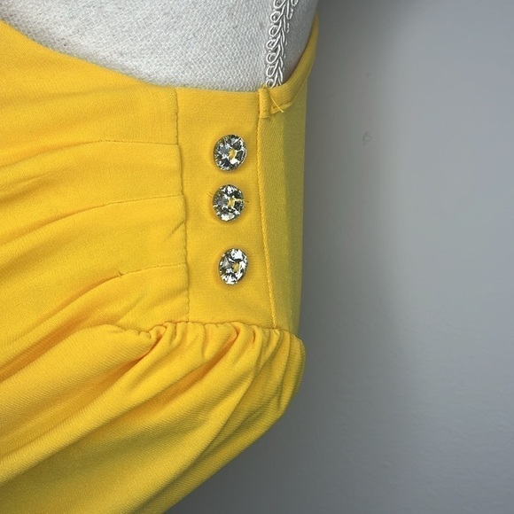 DIANA BELLE YELLOW PETITE TOP ✨✨✨ - Picture 6 of 8